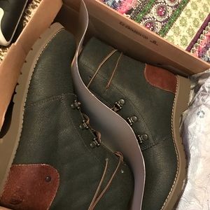 Ankle lace up boot